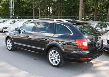 Pokrywa zaworów Skoda Superb II FL